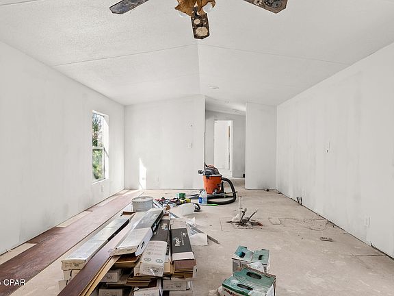 5th image of 2122 W 29th St