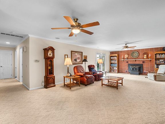 5th image of 101 Dudley Dr