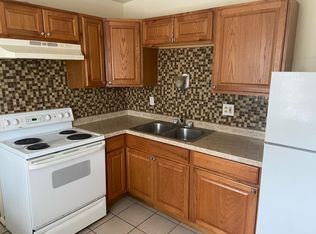 1437 Saint Johns Blvd, Lincoln Park, MI 48146