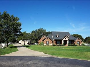 212 Austin Creek Ct, Fort Worth, TX 76140