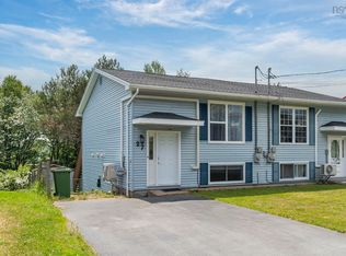 27 Florence Place Ct, Lower Sackville, NS B4C 3X3
