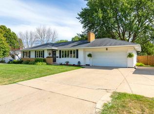 2249 Easley St, Waterloo, IA 50702