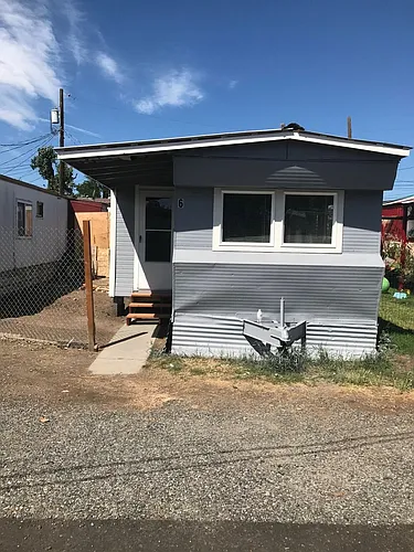 102 E California St Photo 1