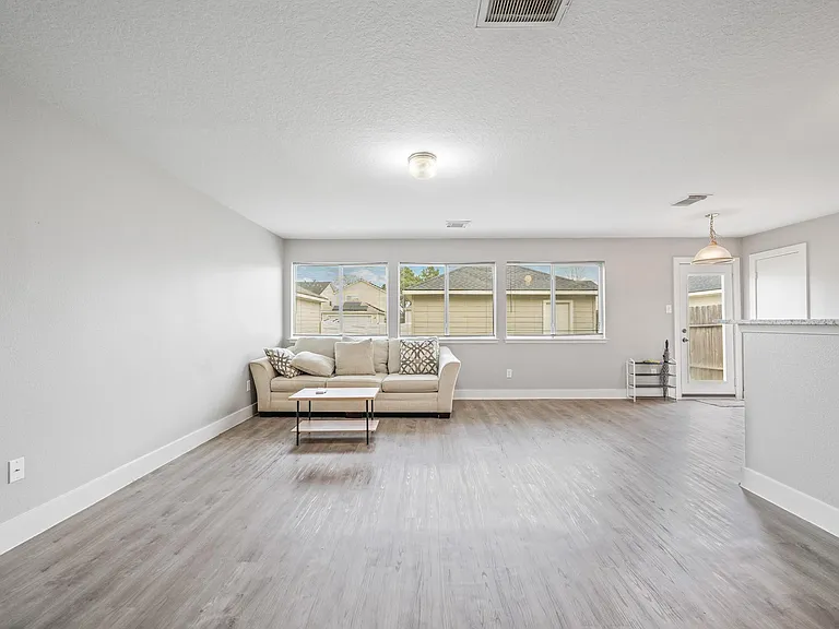 20931 Walder Ct — Photo 14