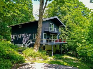 1019 Highland Dr, Montgomery Center, VT 05471