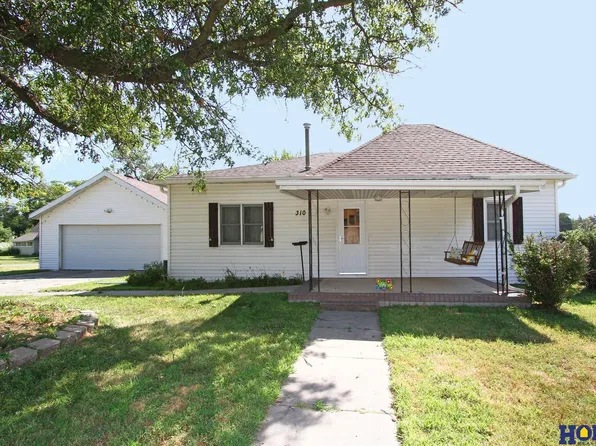 310 Monroe St, Bennet, NE 68317