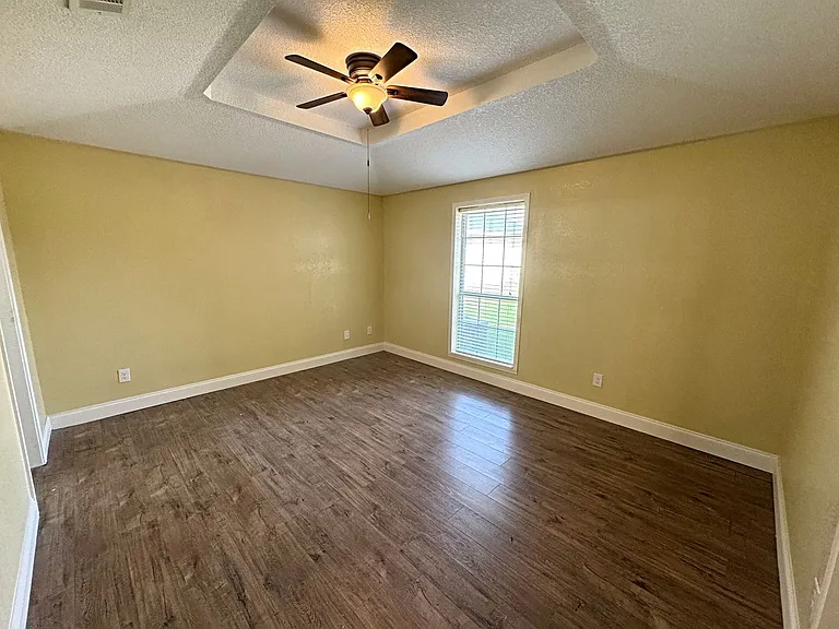2312 Lisa Ln — Photo 11
