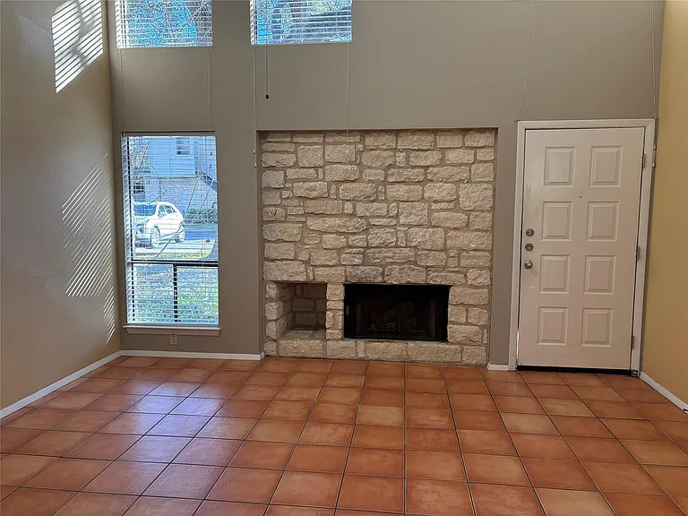 9226 Jollyville Rd #144 — Photo 3
