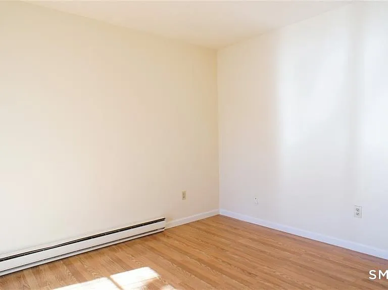 37 Ferris Ave #4 — Photo 8