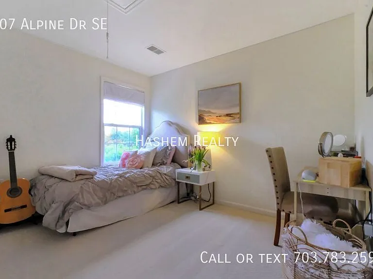 207 Alpine Dr SE — Photo 20