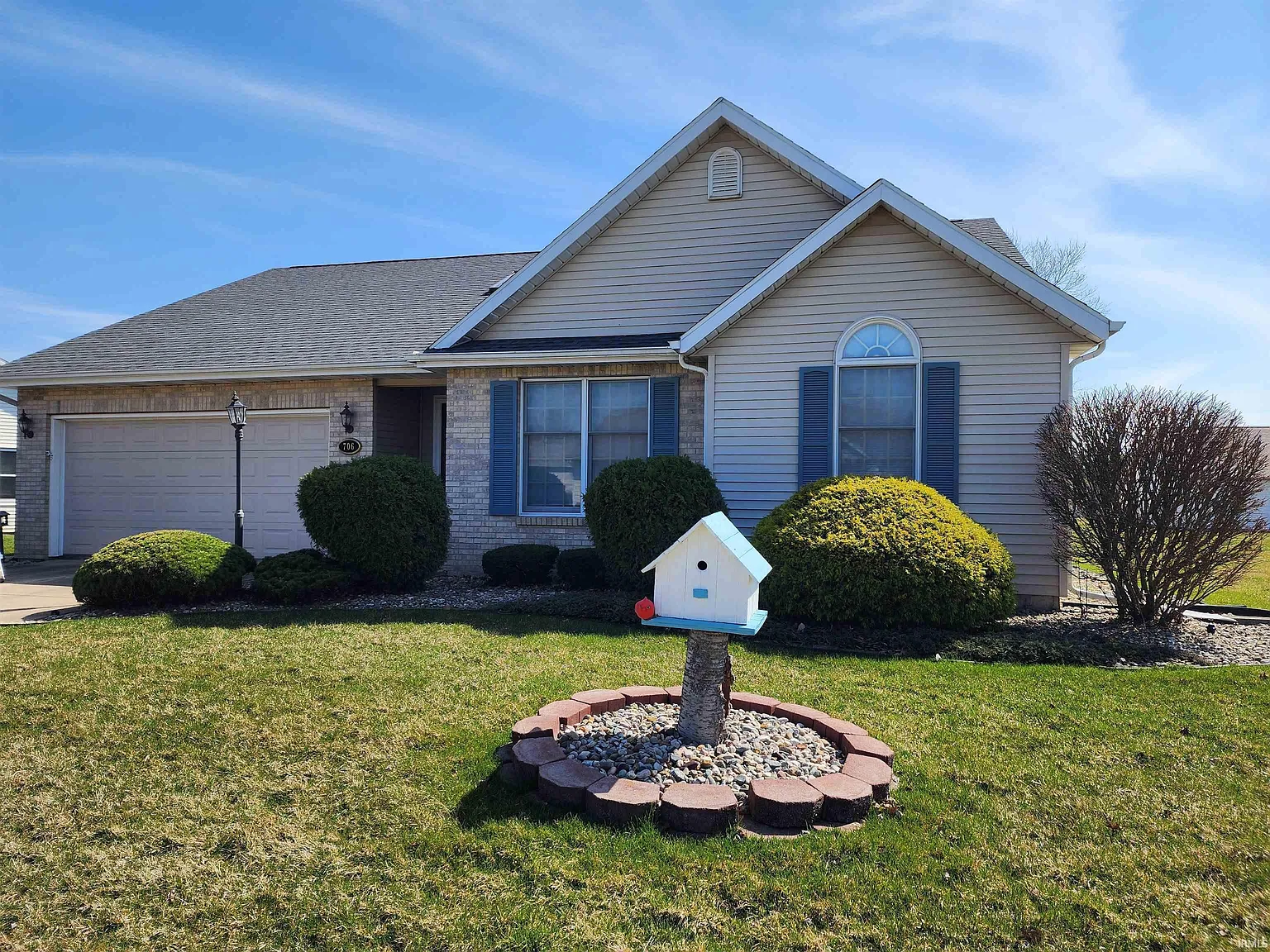 706 Meadow Stream Dr photo 1