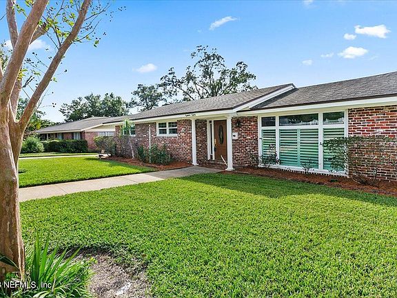2nd image of 1880 SUNNYMEADE Drive