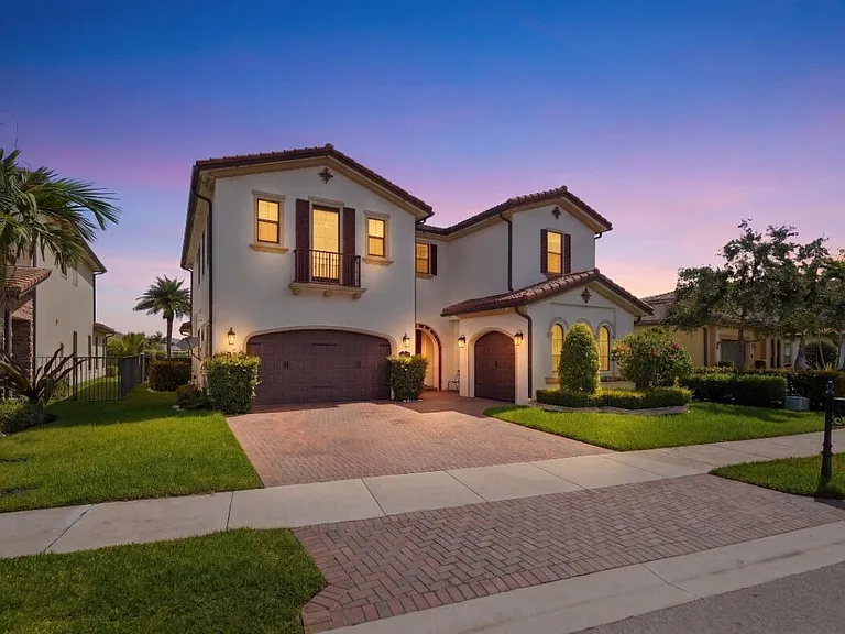11415 Watercrest Cir E — Photo 93