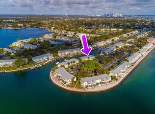 5215 Coquina Key Dr SE APT A, Saint Petersburg, FL 33705