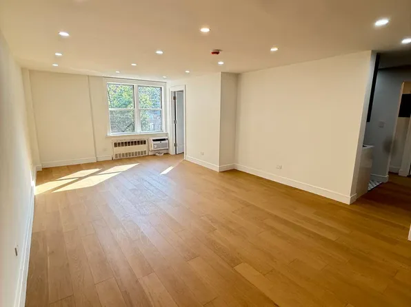 4265 Kissena Blvd APT 311, Flushing, NY 11355