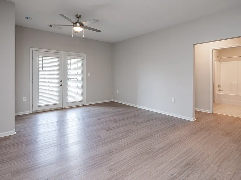 Buffalo Trail Apartments — Photo 11