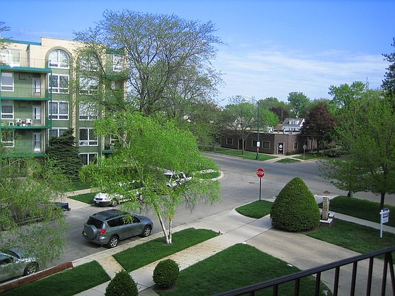 2nd image of 6121 W Higgins Ave APT E3