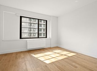 27-21 44th Dr #402, Long Island City, NY 11101