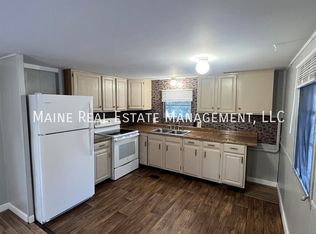 4 Sweet Fern Dr, Greenbush, ME 04418