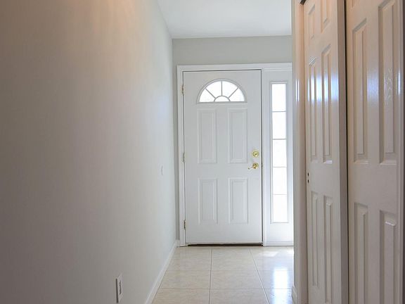 4th image of 135 Weed Ave