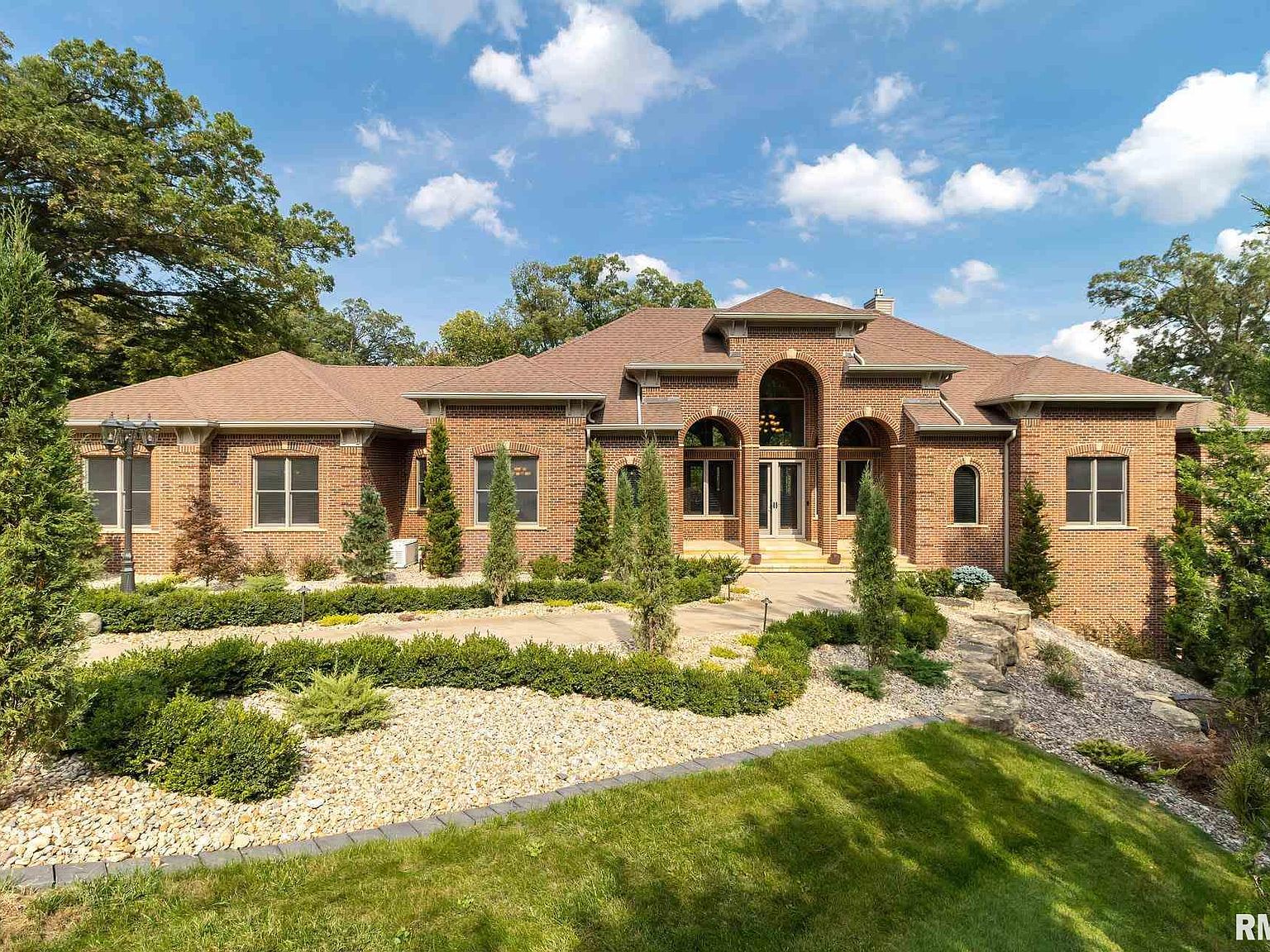 28220 230th Street Ct, Le Claire, IA 52753 Zillow