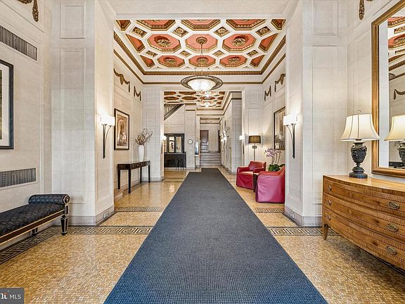 3rd image of 1830 Rittenhouse Sq APT 19A