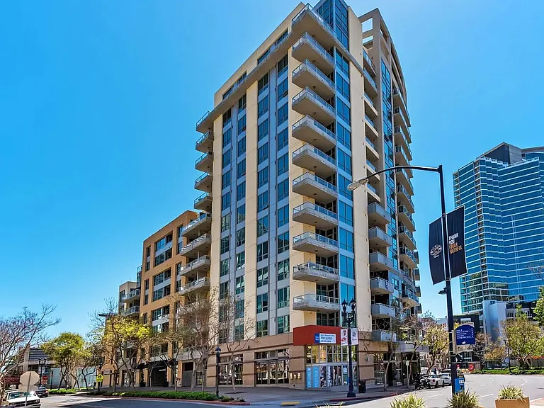 206 Park Blvd #205 — Photo 40