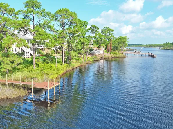 314 Turtle Cv, Panama City Beach, FL 32413