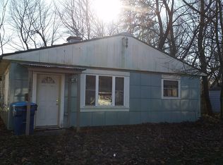 1009 Clover St, Kalamazoo, MI 49008