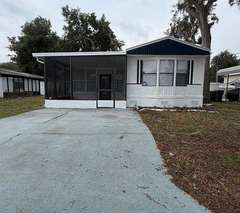 54 Sunset Cir