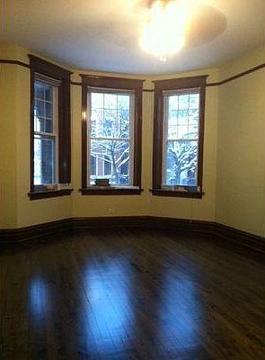 2nd image of 2330 N Southport Ave APT 1