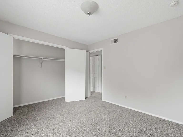 The Bartlett — Photo 7