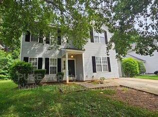 3334 Nevin Brook Rd, Charlotte, NC 28269