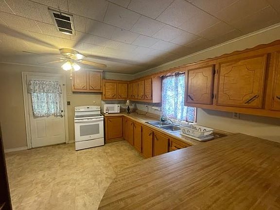 3rd image of 271 McGlothlin Rd