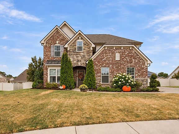 2nd image of 7008 San Gilberto Ct