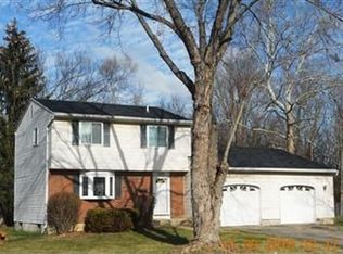 5225 Springview Cir, Dayton, OH 45426