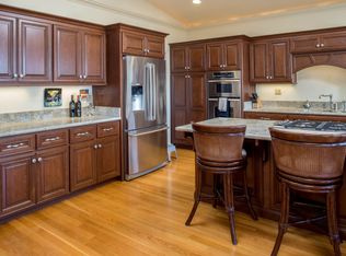 10727 Locust Ct, Carmel, CA