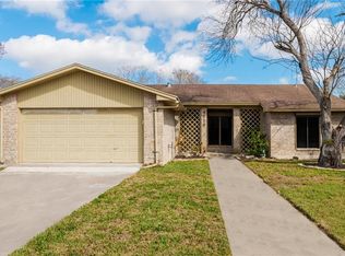 4818 Fern Forest Cir, Corpus Christi, TX 78413
