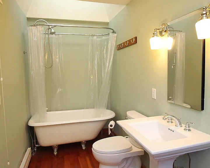 9233 SW Brier Pl — Photo 19