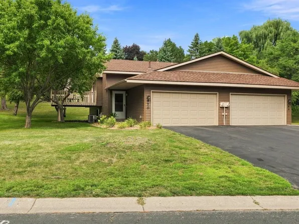 970 Pontiac Ln, Chanhassen, MN 55317