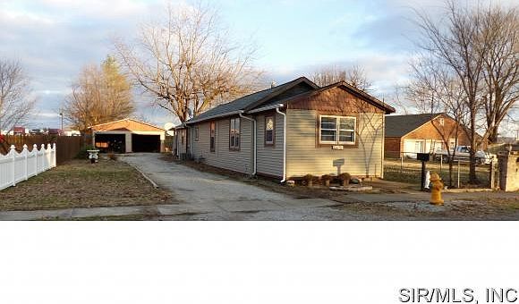 1st image of 2834 N 44th St