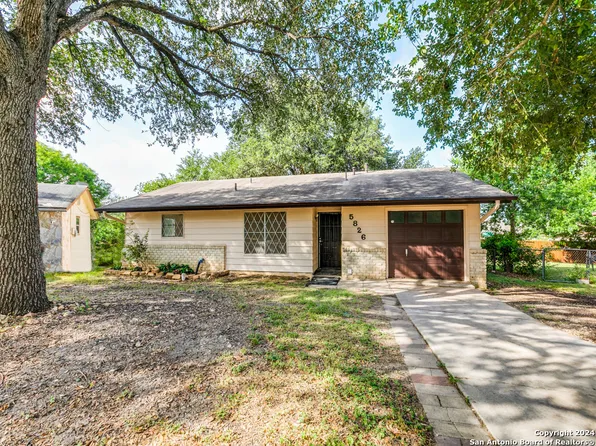 5826 FAWN VALLEY DR, San Antonio, TX 78242