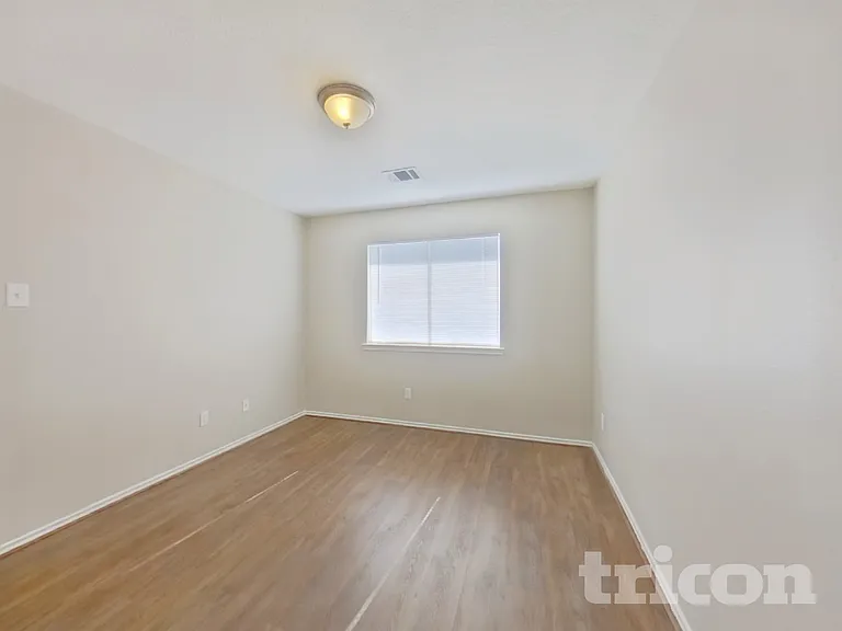 33107 Cottonwood Bnd — Photo 13
