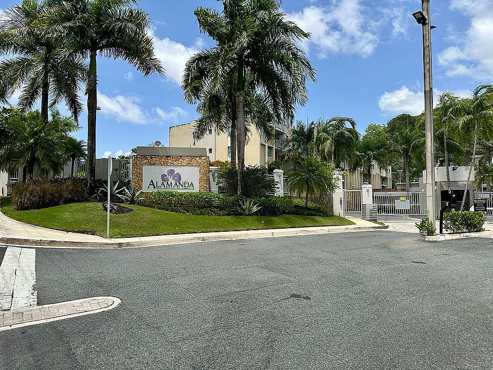 1st image of 70 Calle Alamanda #2068