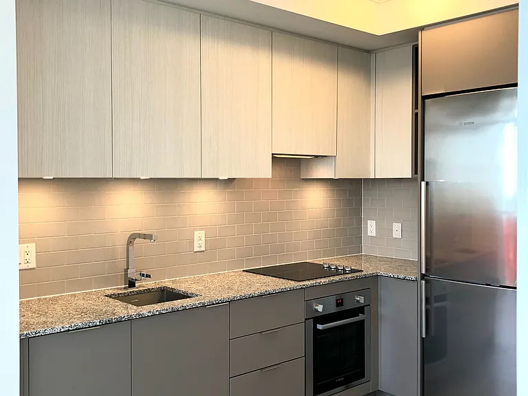 120 Parliament St #1606 — Photo 11