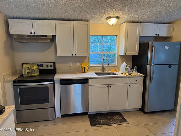 4th image of 7922 Hastings St