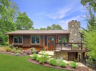 7214 Hickory St, Falls Church, VA 22043
