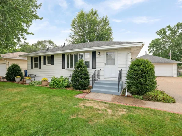 512 113th Ave NW, Coon Rapids, MN 55448