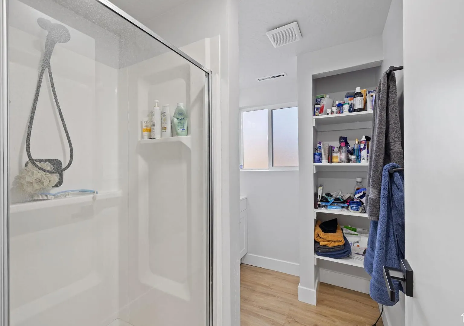 5210 W Woodledge Ave - 5210 W Woodledge Ave (Basement) — Photo 3