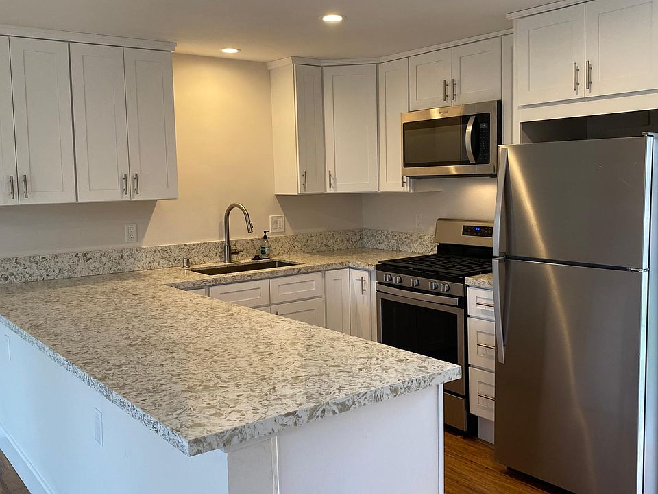 1st image of 3333 N Mountain View Dr #1/2